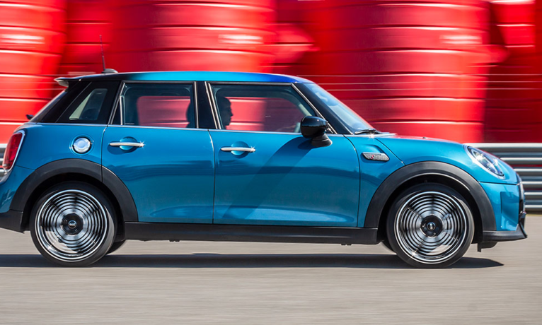 mini-cooper-s-2022-big-3